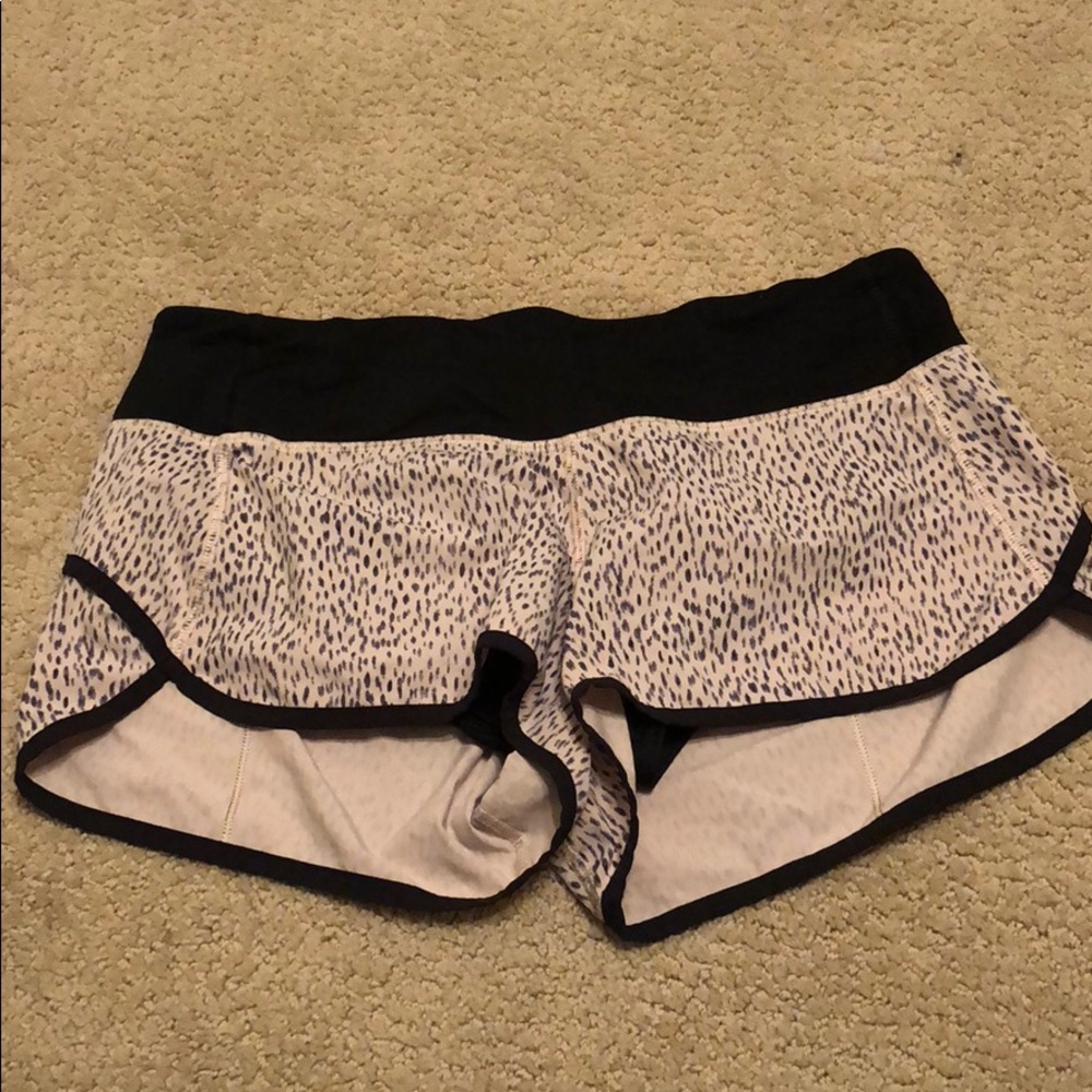 Lululemon Size 6 Speed Short